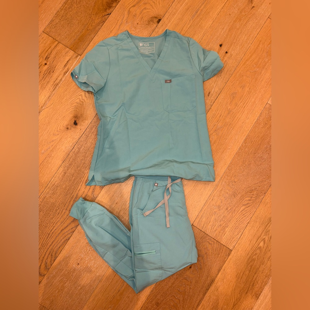Figs Scrubs